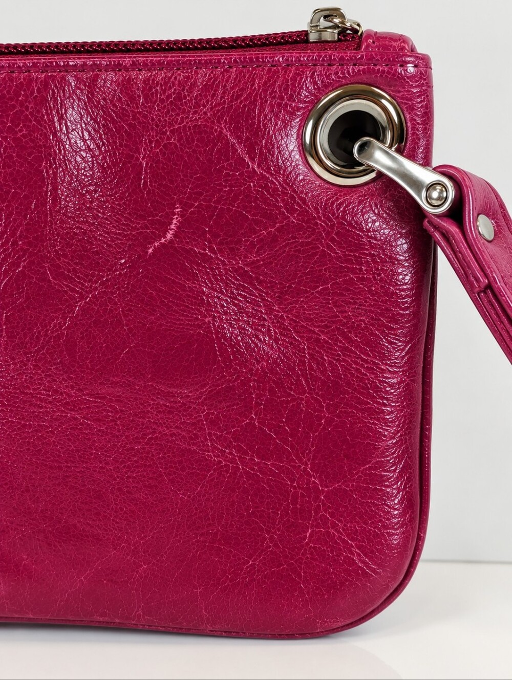 HOBO International Magenta Leather Wristlet Clutch Wallet Purse - Picture 6 of 7
